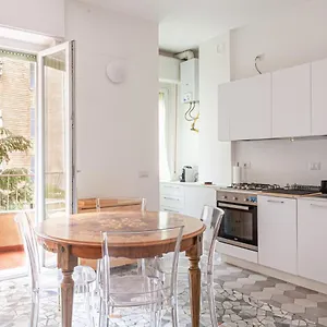 Appartamento Bnbutler - Casa Lario - Isola District