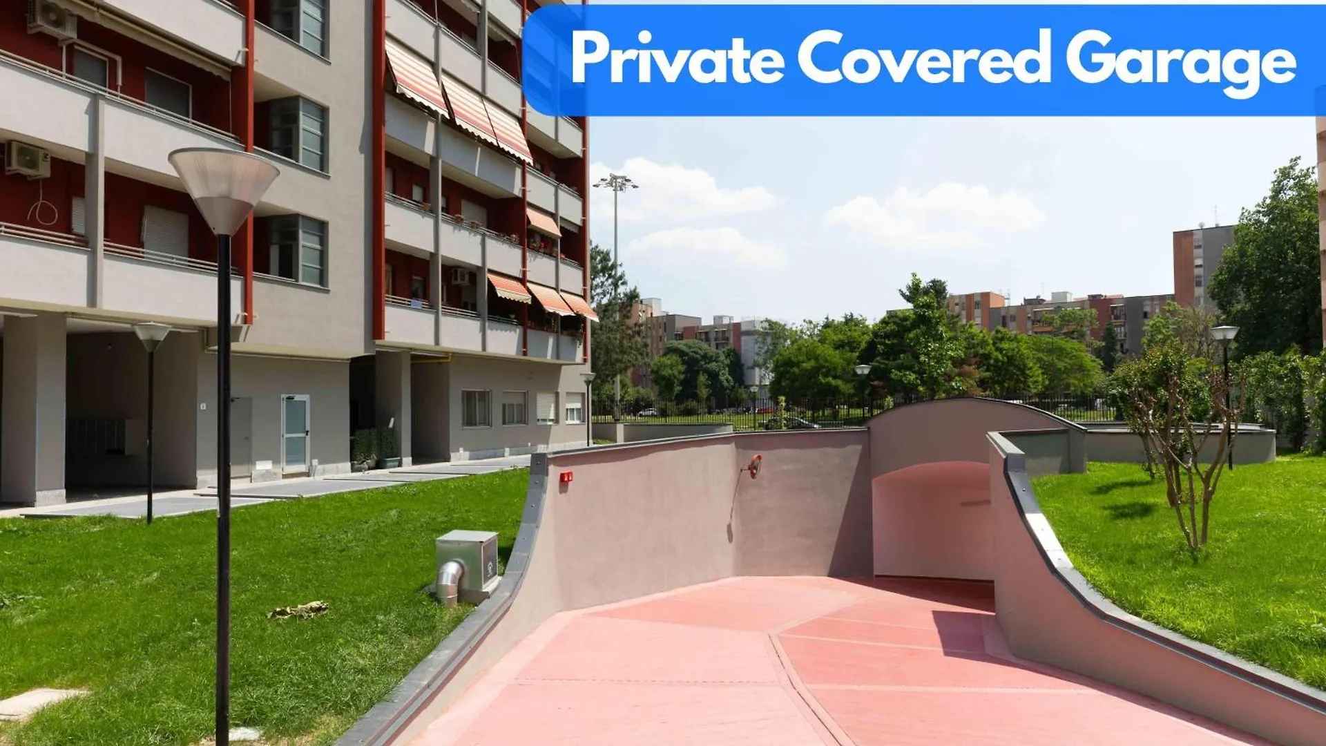 밀라노 The Green House - Private Parking And Balcony 아파트